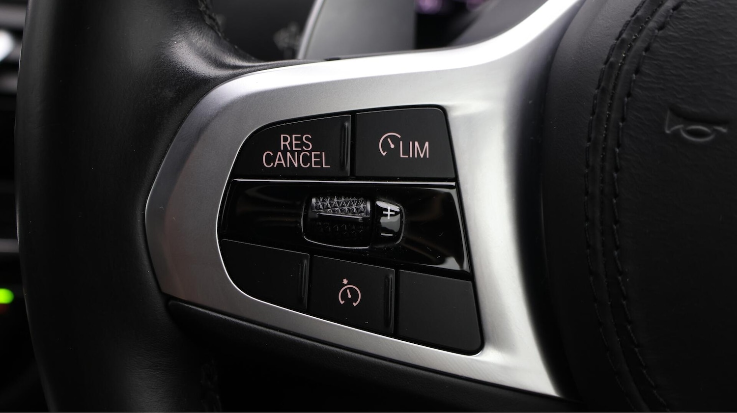 Used BMW 5 Series 2019 for sale - 75707876: Photo 24