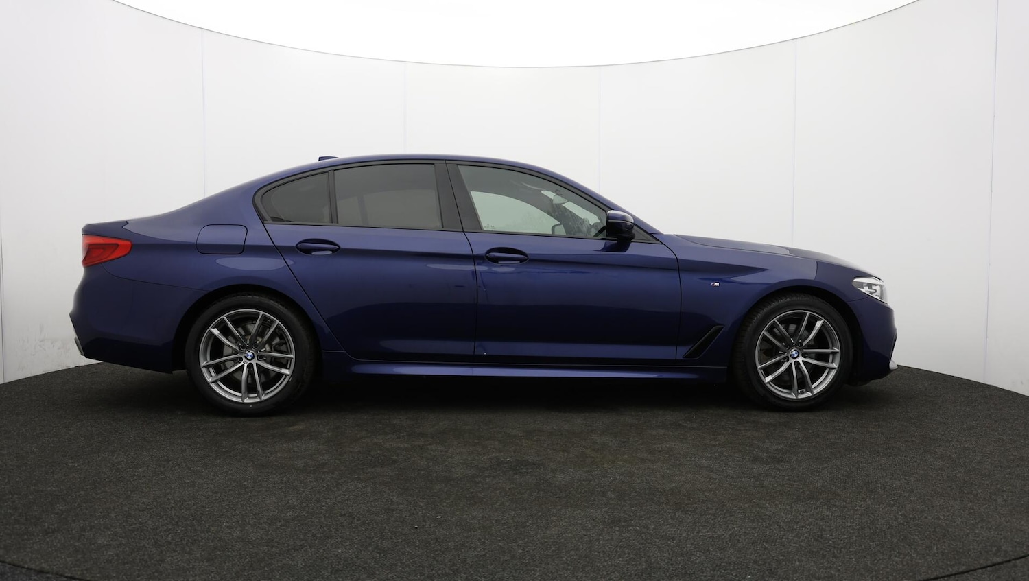 Used BMW 5 Series 2019 for sale - 75707876: Photo 43