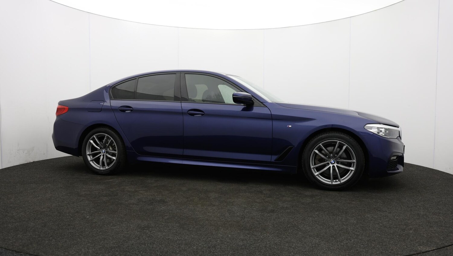 Used BMW 5 Series 2019 for sale - 75707876: Photo 46