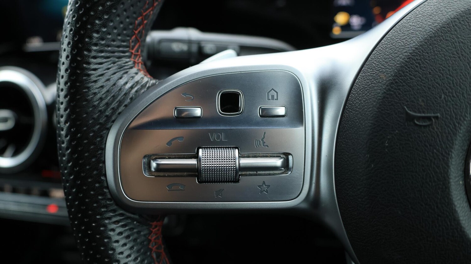 Used Mercedes-Benz GLB 2021 for sale - 76573054: Photo 23