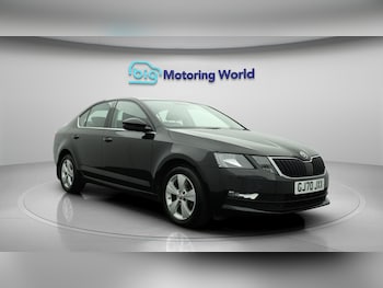 Used Skoda Octavia 2020 for sale - 76270932: Photo 2