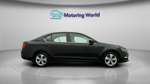 Used Skoda Octavia 2020 for sale - 76270932: Photo 9