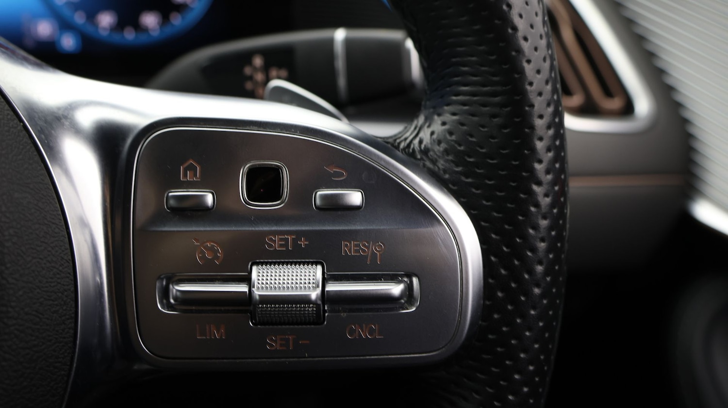 Used Mercedes-Benz EQC 2022 for sale - 77181484: Photo 23