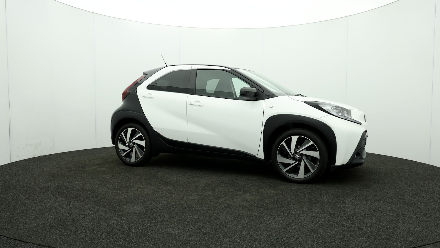 Used Toyota Aygo X 2023 for sale - 76809607: Photo 36