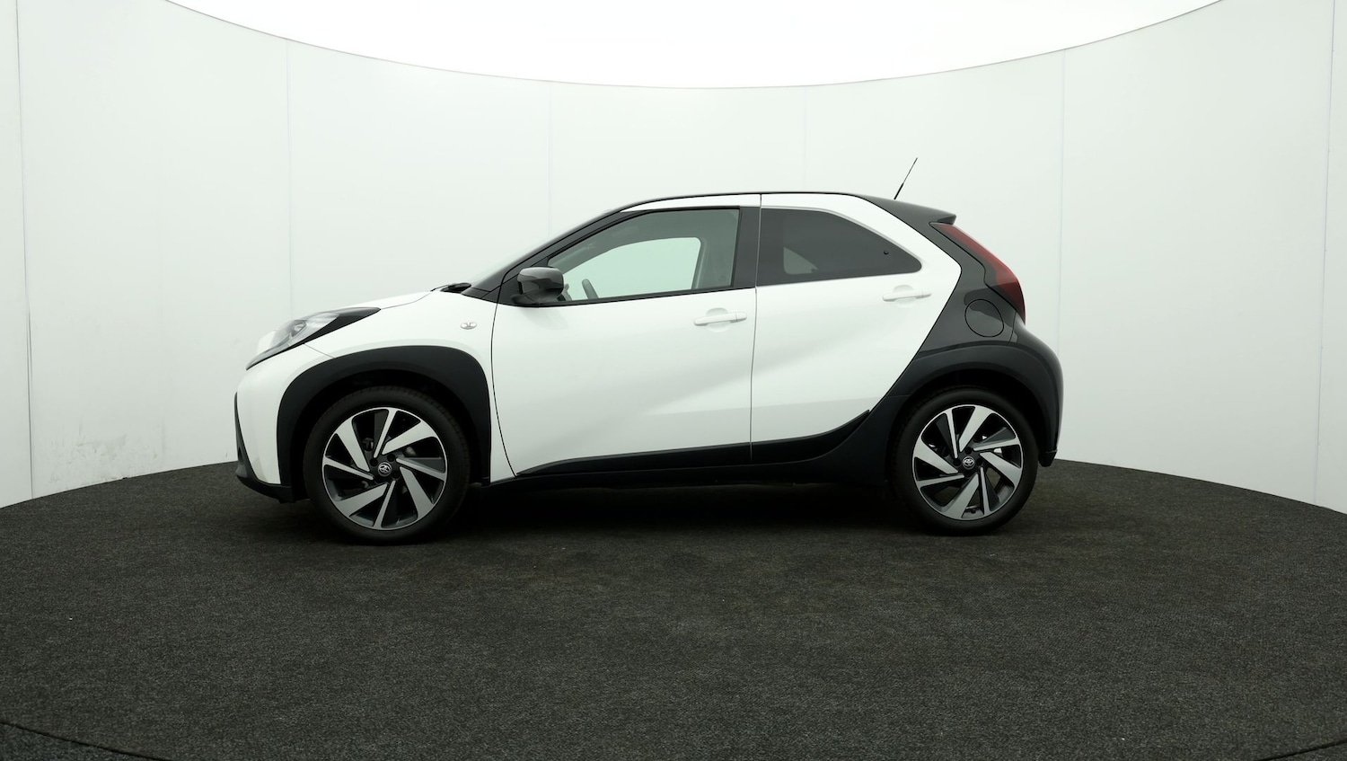 Used Toyota Aygo X 2023 for sale - 76809607: Photo 62