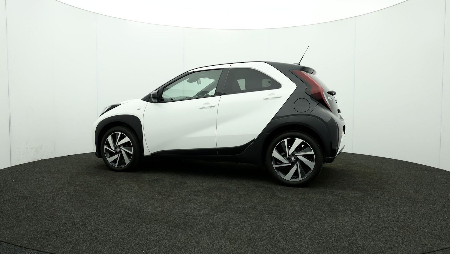 Used Toyota Aygo X 2023 for sale - 76809607: Photo 66