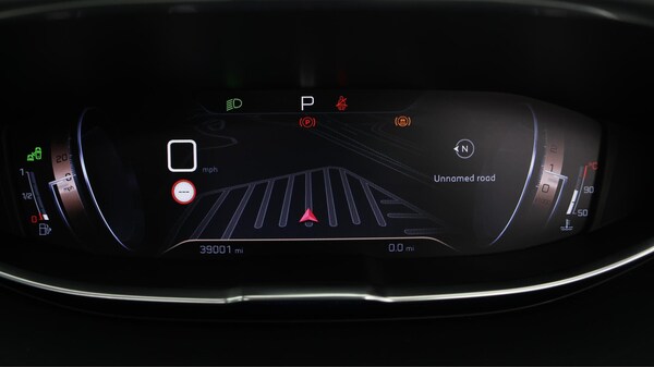 Used Peugeot 3008 2019 for sale - 76282947: Photo 11