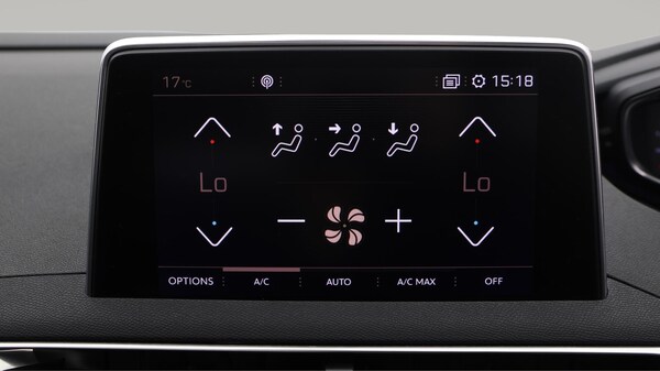 Used Peugeot 3008 2019 for sale - 76282947: Photo 13