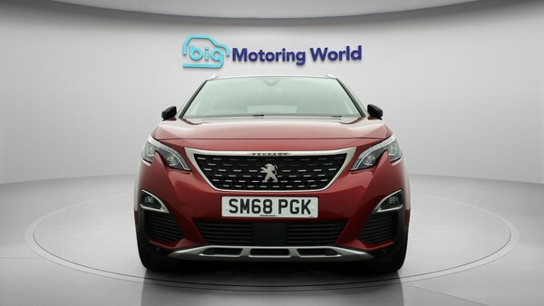 Used Peugeot 3008 2019 for sale - 76282947: Photo 3