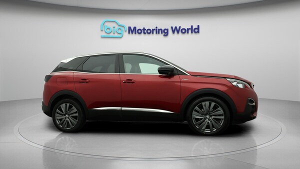 Used Peugeot 3008 2019 for sale - 76282947: Photo 9