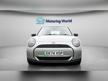 Used MINI Electric Cooper 2024 for sale - 77107414: Photo