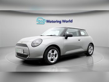 Used MINI Electric Cooper 2024 for sale - 77107414: Photo