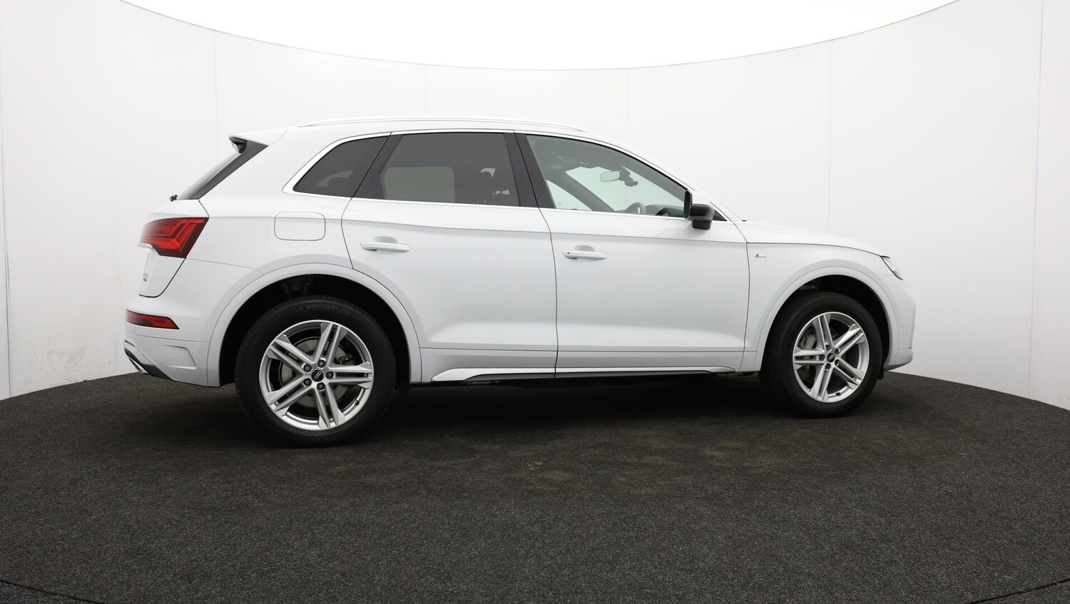 Used Audi Q5 2021 for sale - 76122365: Photo 42
