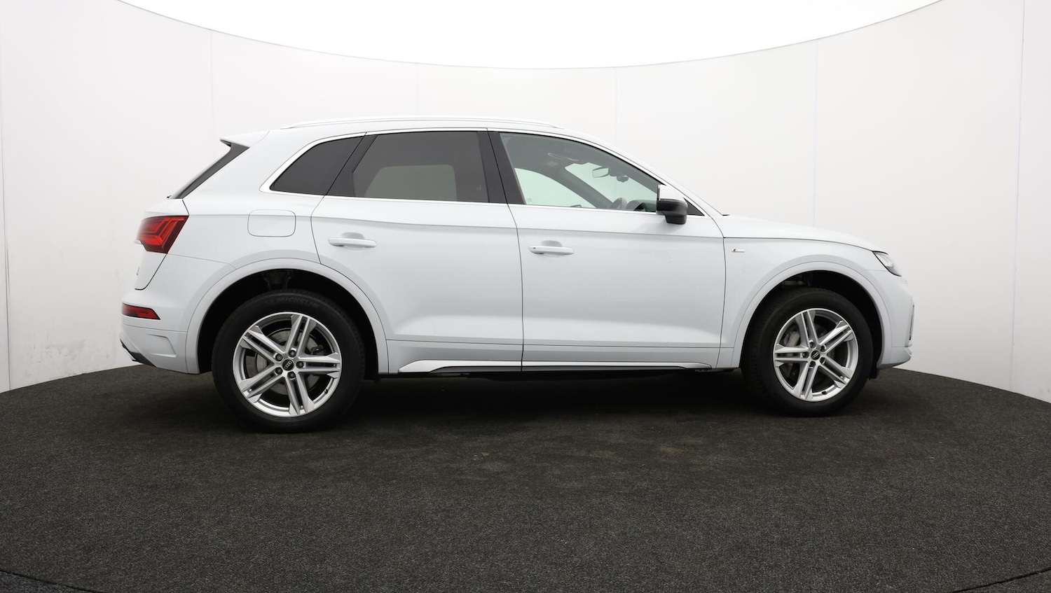 Used Audi Q5 2021 for sale - 76122365: Photo 43