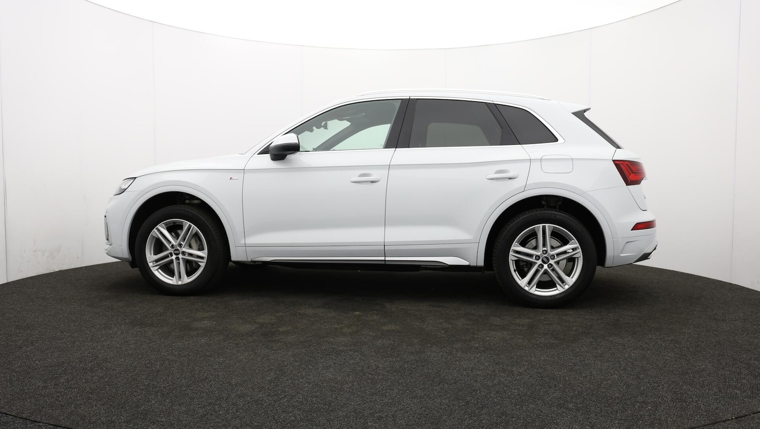 Used Audi Q5 2021 for sale - 76122365: Photo 75