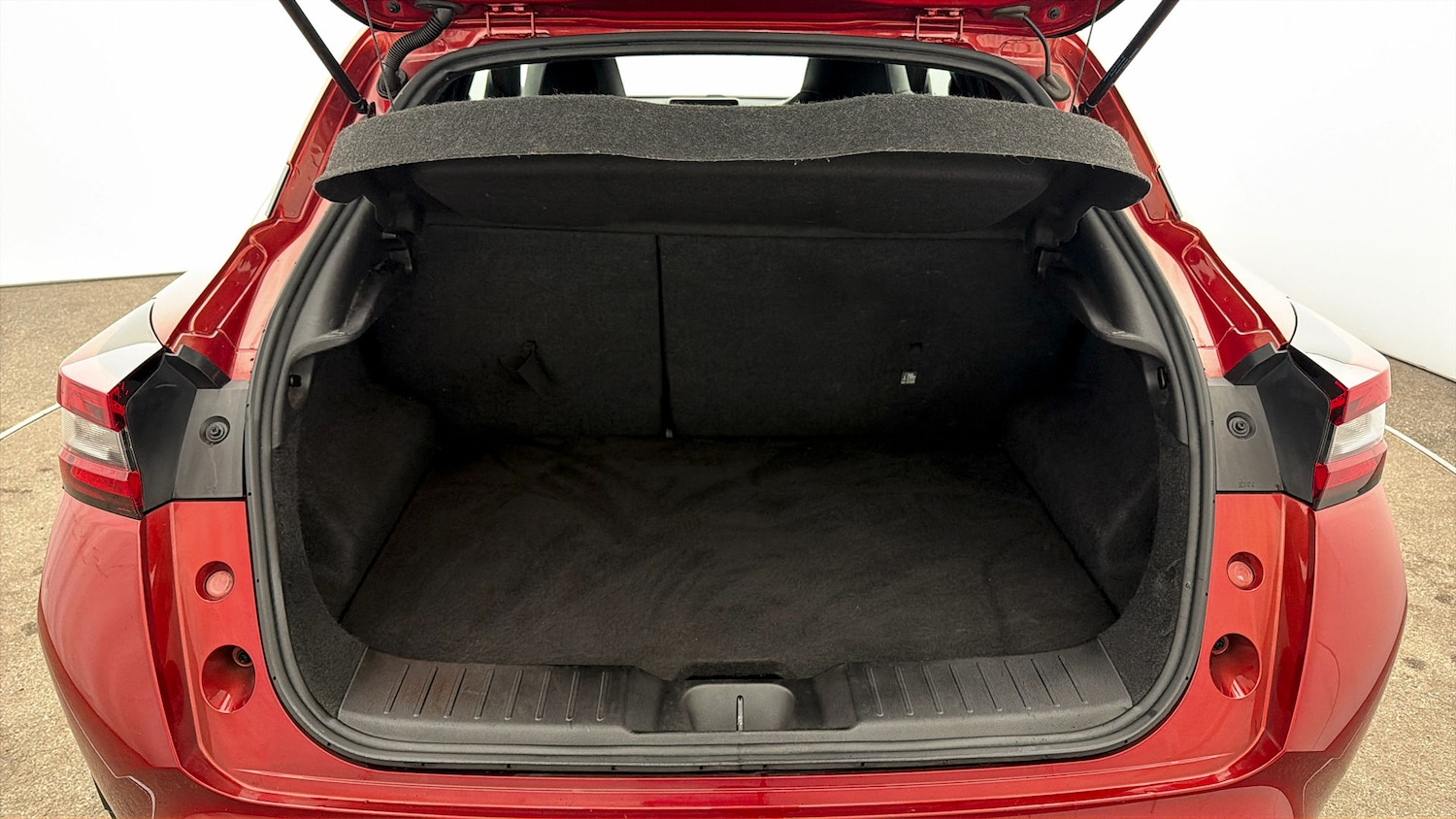 Used Nissan Juke 2023 for sale - 77791960: Photo 16