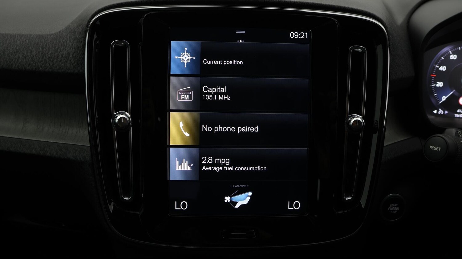 Used Volvo XC40 for sale - 76727431: Photo 12