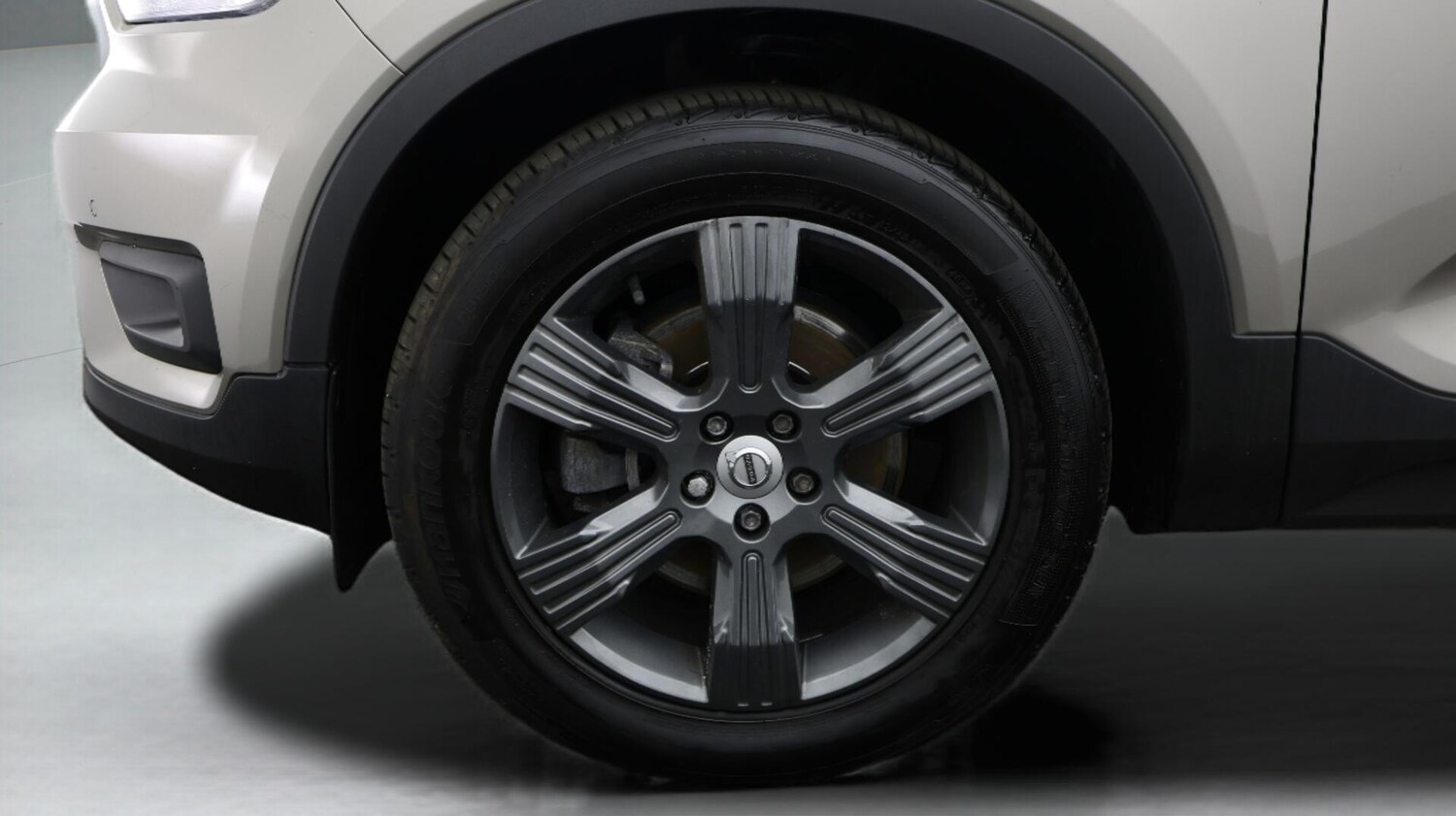 Used Volvo XC40 for sale - 76727431: Photo 19