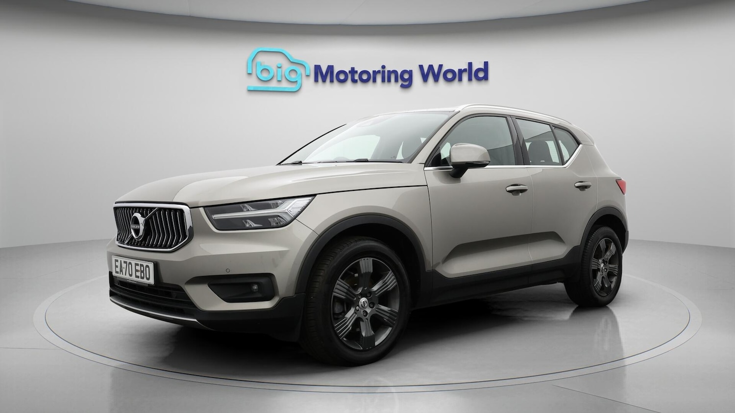 Used Volvo XC40 for sale - 76727431: Photo 4