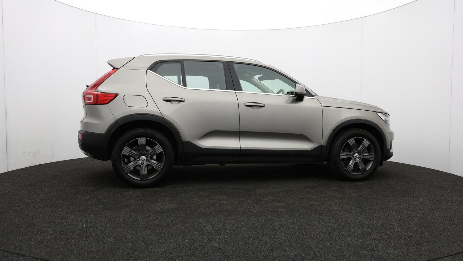 Used Volvo XC40 for sale - 76727431: Photo 40