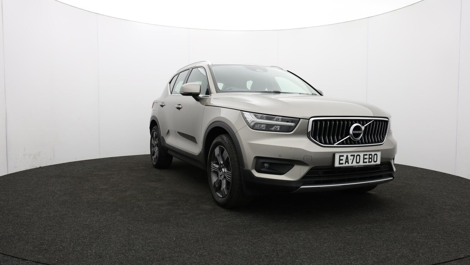 Used Volvo XC40 for sale - 76727431: Photo 52