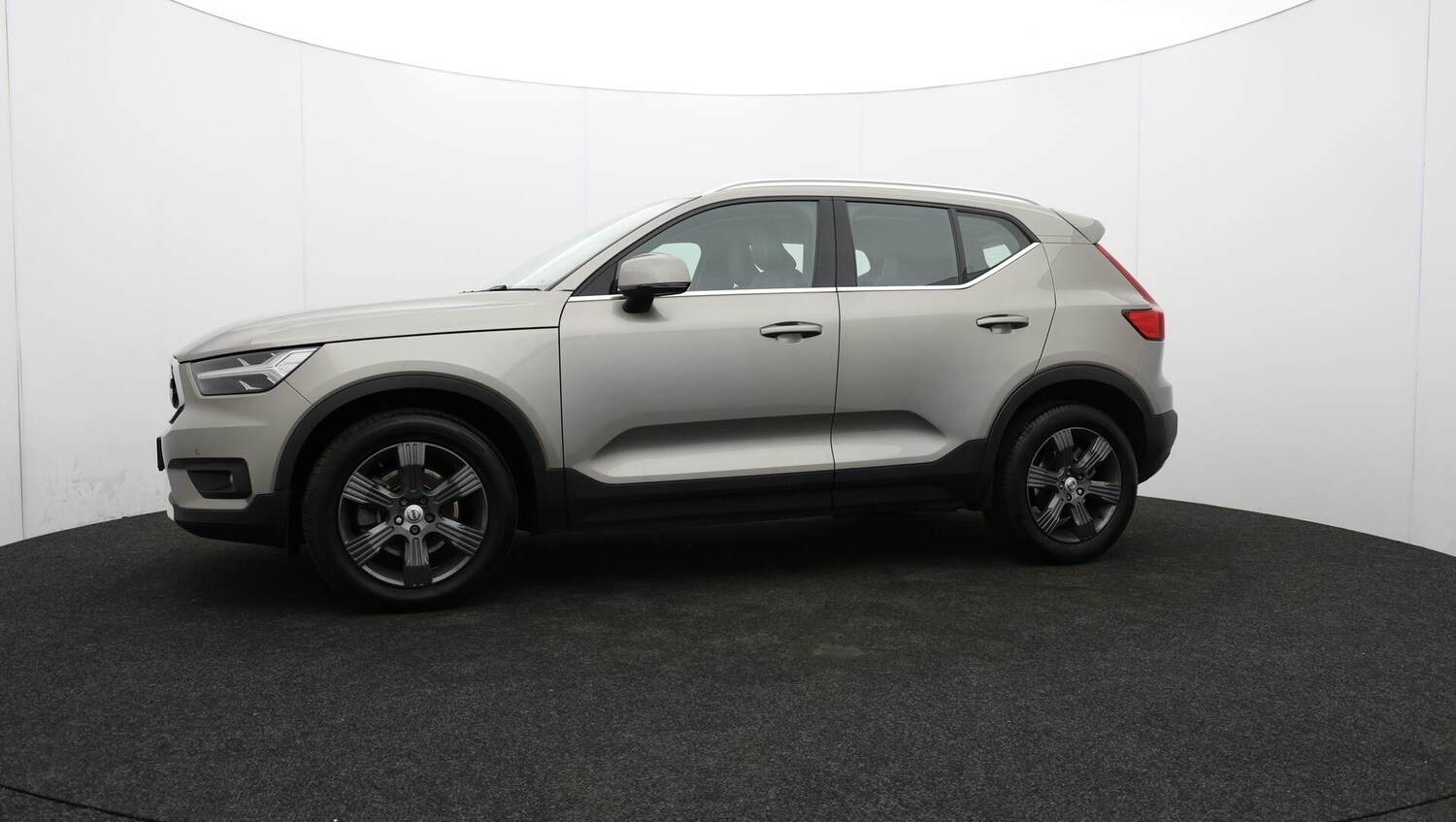 Used Volvo XC40 for sale - 76727431: Photo 68