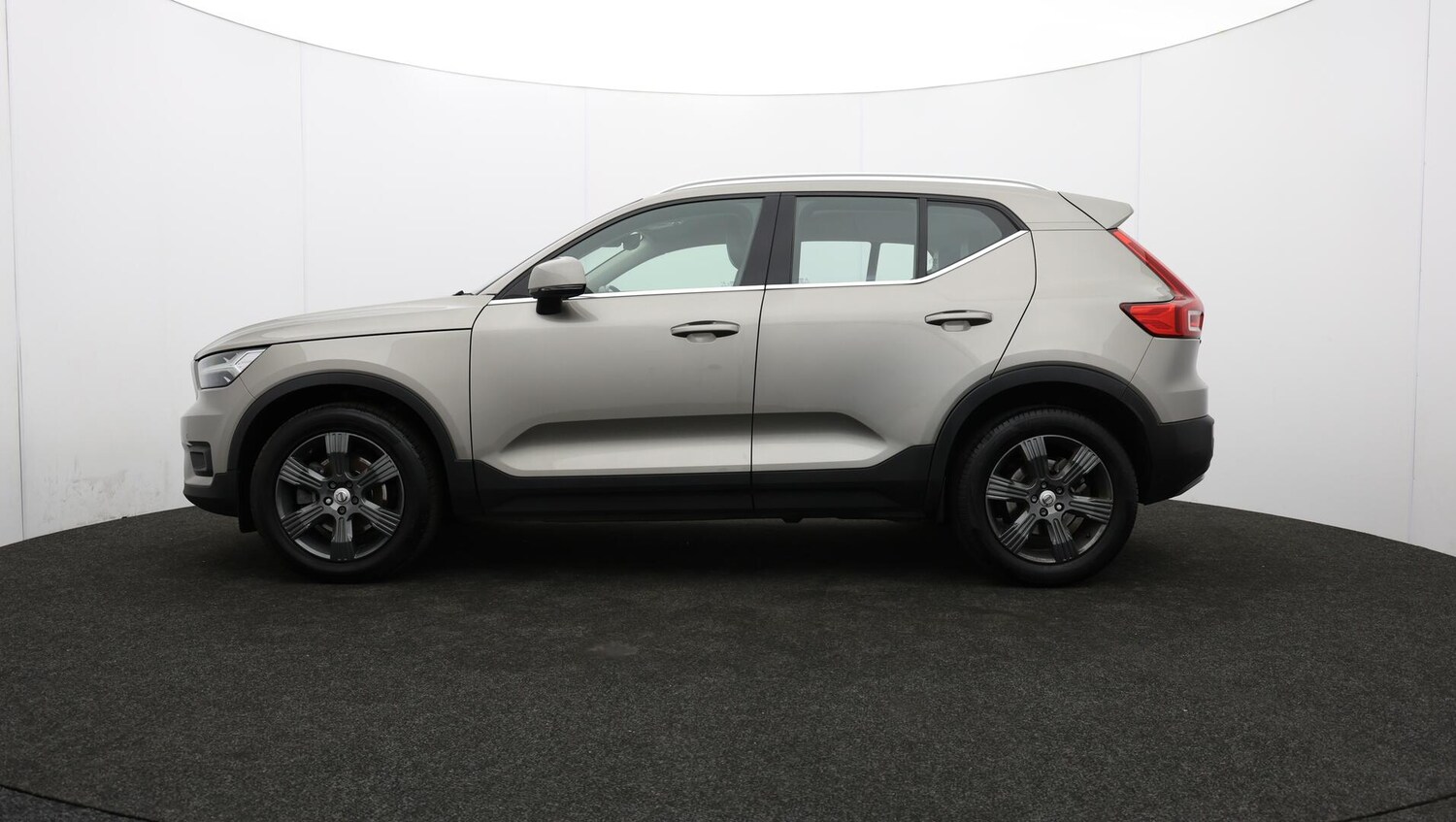 Used Volvo XC40 for sale - 76727431: Photo 71