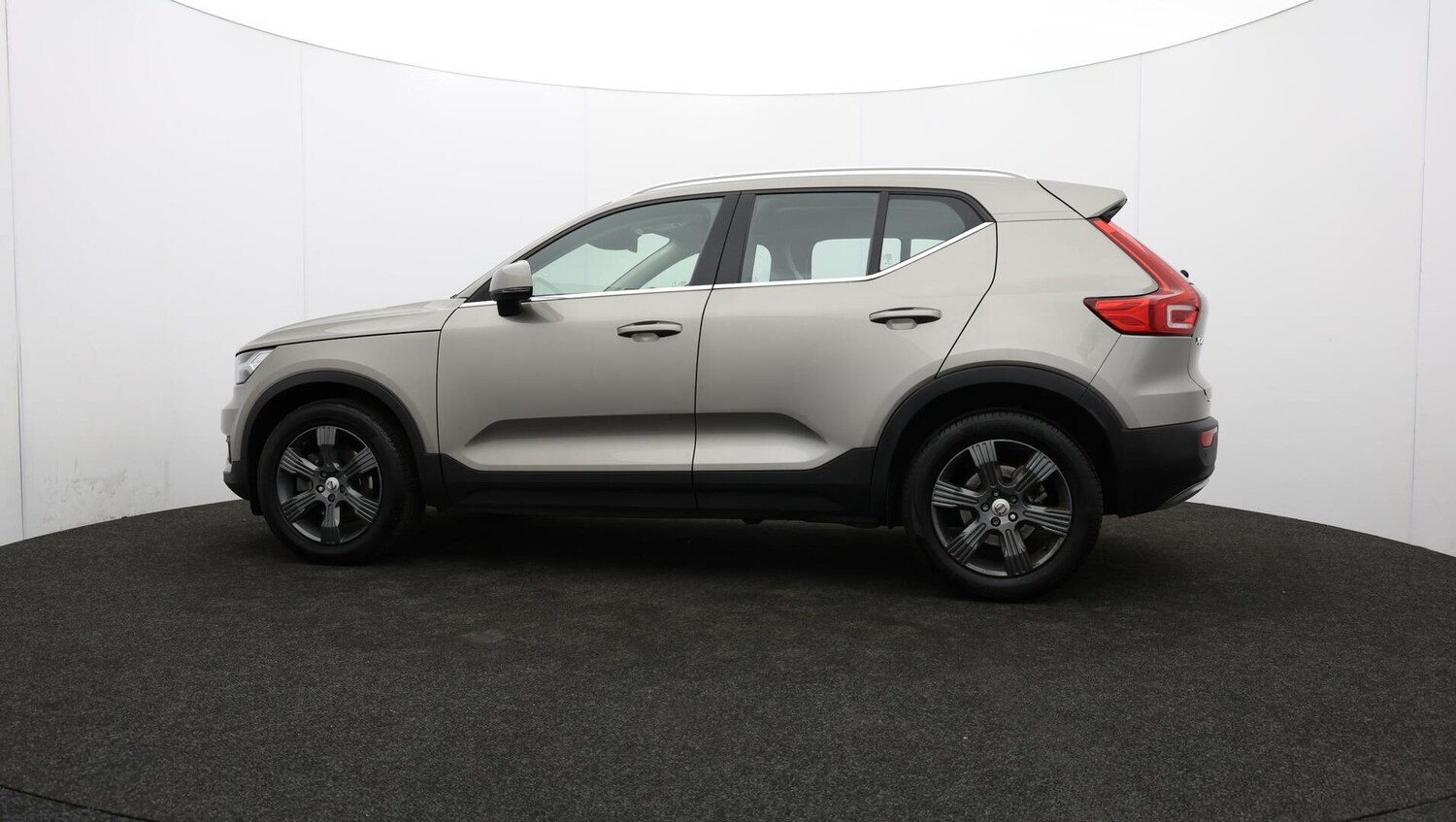 Used Volvo XC40 for sale - 76727431: Photo 73