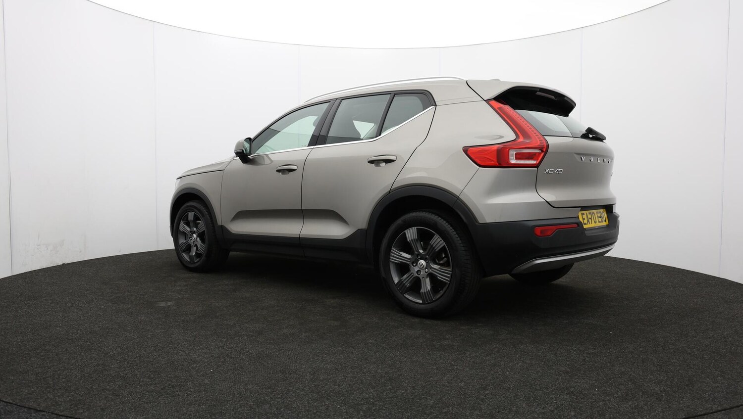 Used Volvo XC40 for sale - 76727431: Photo 77