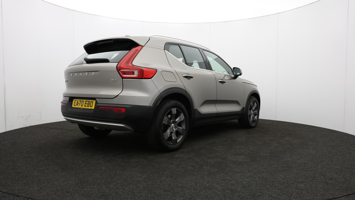 Used Volvo XC40 for sale - 76727431: Photo 85