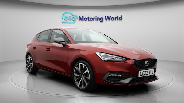 Used SEAT Leon 2022 for sale - 75720267: Photo 2