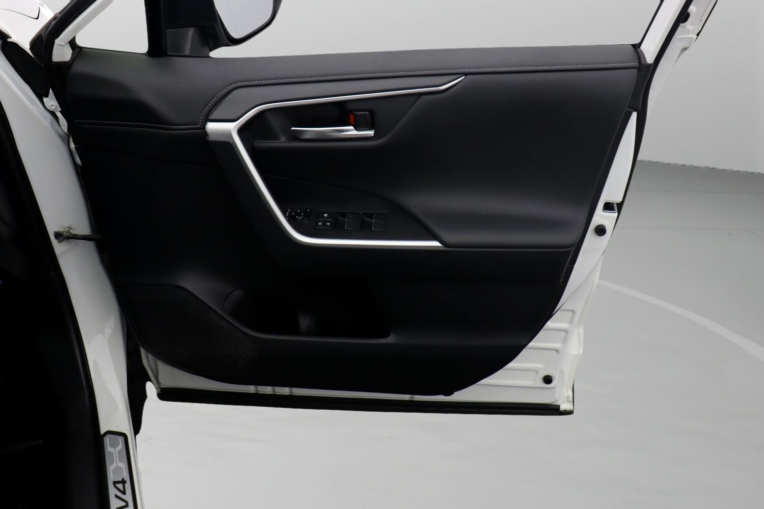 Used Toyota RAV4 for sale - 77365660: Photo 15