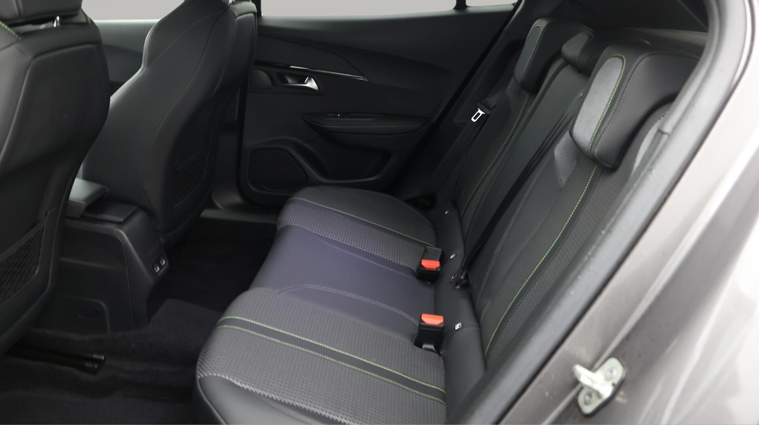 Used Peugeot 2008 2021 for sale - 76433112: Photo 17