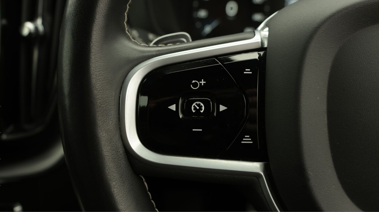 Used Volvo XC60 2020 for sale - 77746623: Photo 23