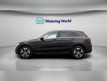 Used Mercedes-Benz GLC 2021 for sale - 79359640: Photo