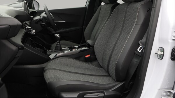 Used Peugeot 2008 2024 for sale - 75657689: Photo 21