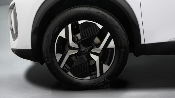 Used Peugeot 2008 2024 for sale - 75657689: Photo 29