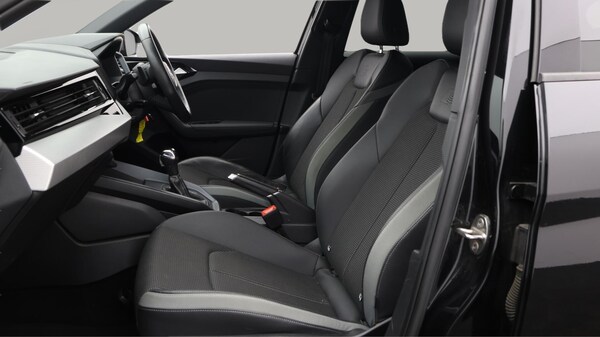 Used Audi A1 2019 for sale - 75600552: Photo 15
