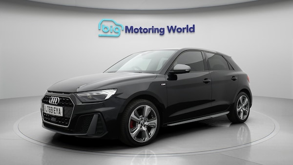 Used Audi A1 2019 for sale - 75600552: Photo 4