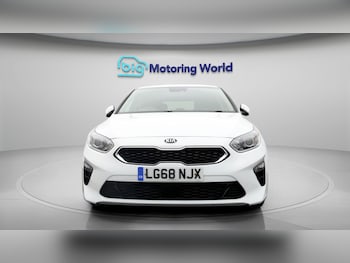 Used Kia Ceed 2018 for sale - 77663253: Photo