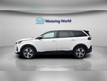 Used Peugeot 5008 2023 for sale - 79480741: Photo