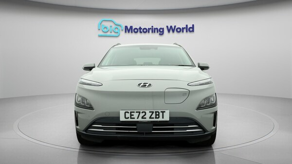 Used Hyundai KONA 2022 for sale - 76306433: Photo 3