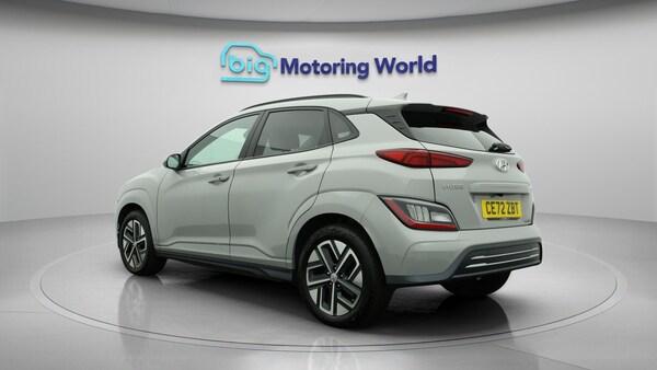 Used Hyundai KONA 2022 for sale - 76306433: Photo 6