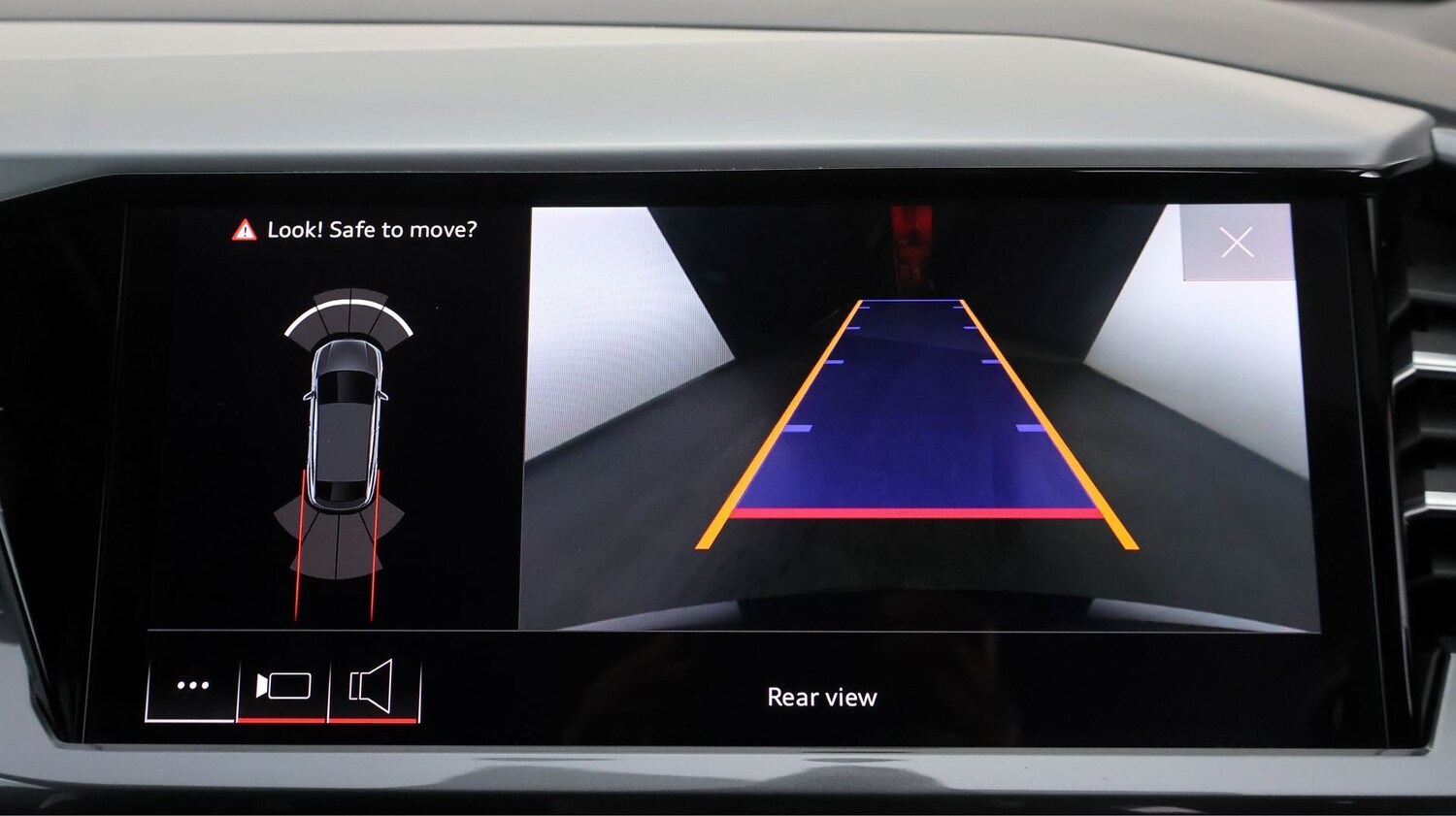 Used Audi Q4 e-tron 2022 for sale - 77543418: Photo 27