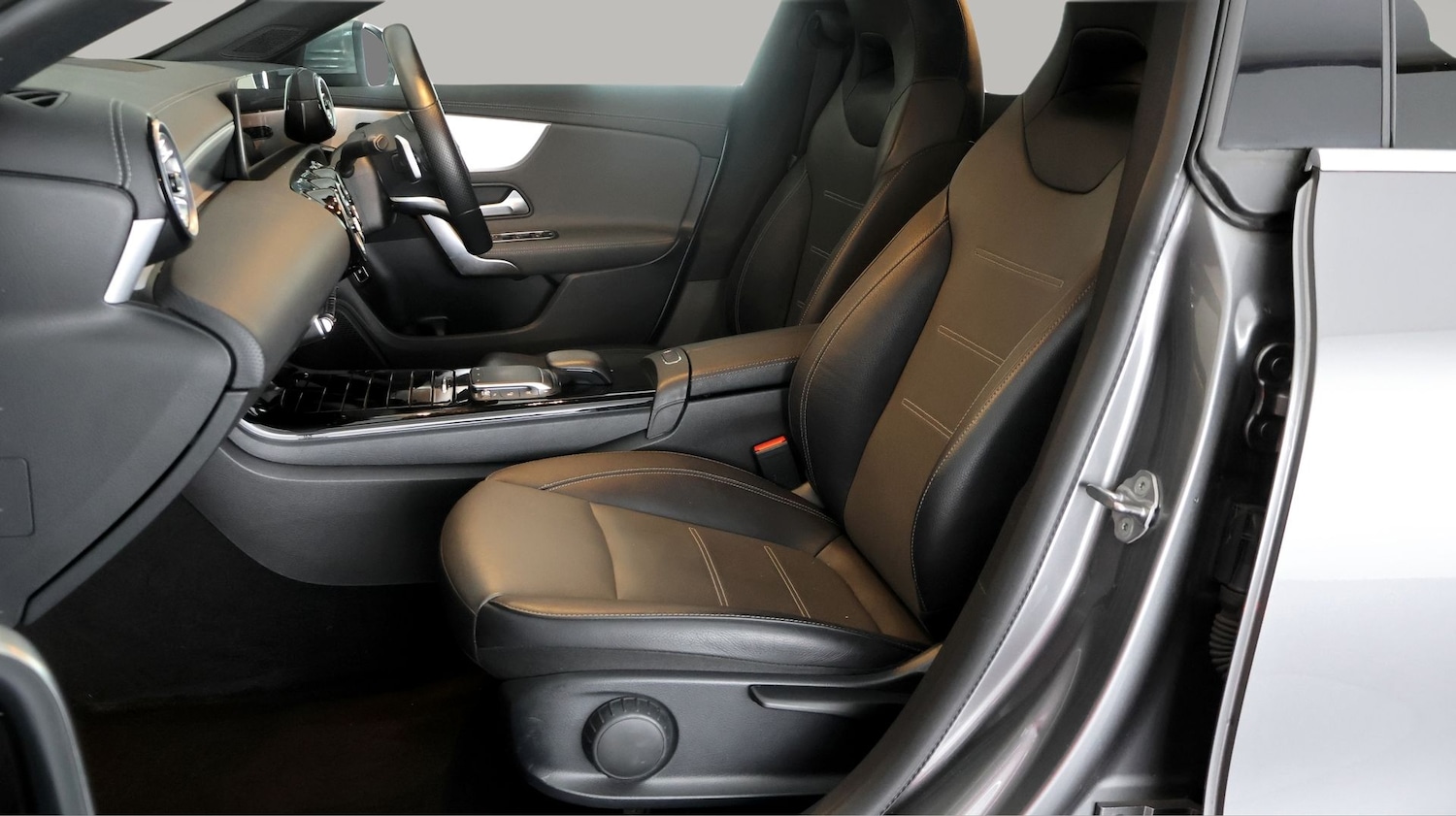 Used Mercedes-Benz CLA 2022 for sale - 77897864: Photo 14