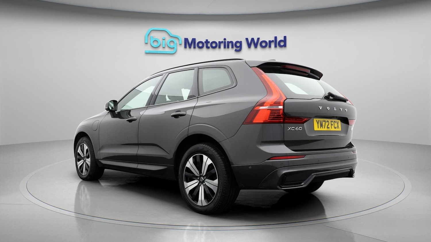 Used Volvo XC60 2023 for sale - 77342775: Photo 5