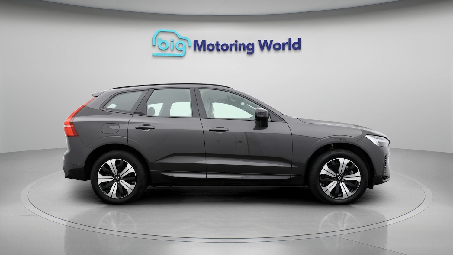 Used Volvo XC60 2023 for sale - 77342775: Photo 8