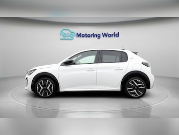 Used Peugeot 208 2024 for sale - 79302410: Photo