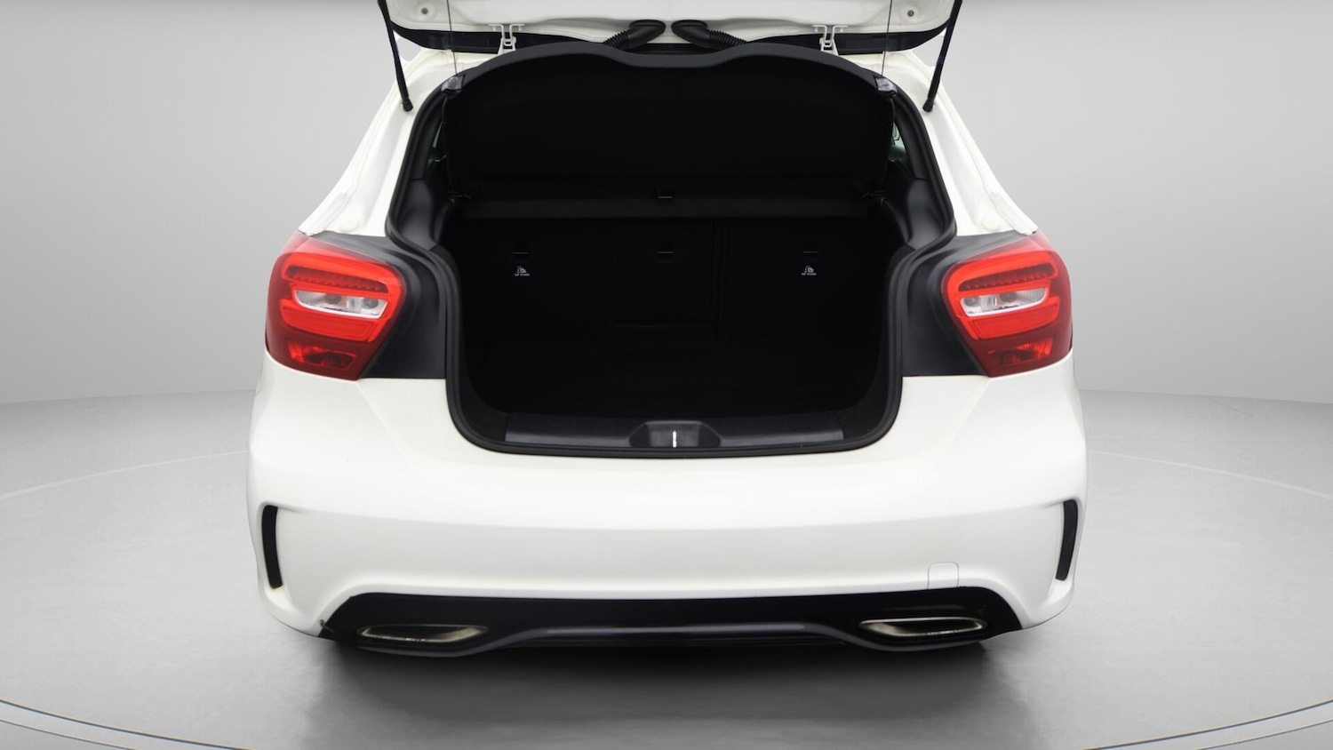 Used Mercedes-Benz A-Class 2018 for sale - 76585324: Photo 18