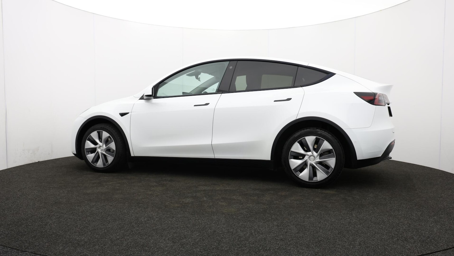 Used Tesla Model Y 2022 for sale - 76759347: Photo 76